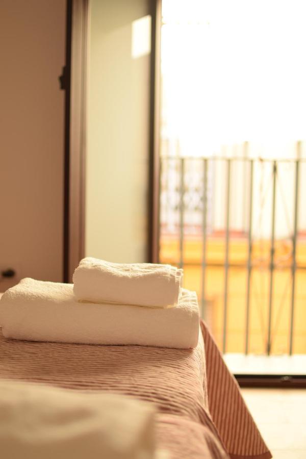 Arraviata Se, Seville